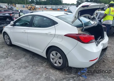 2016 Hyundai Elantra Se z USA, uszkodzony, nr VIN 5NPDH4AE1GH687157